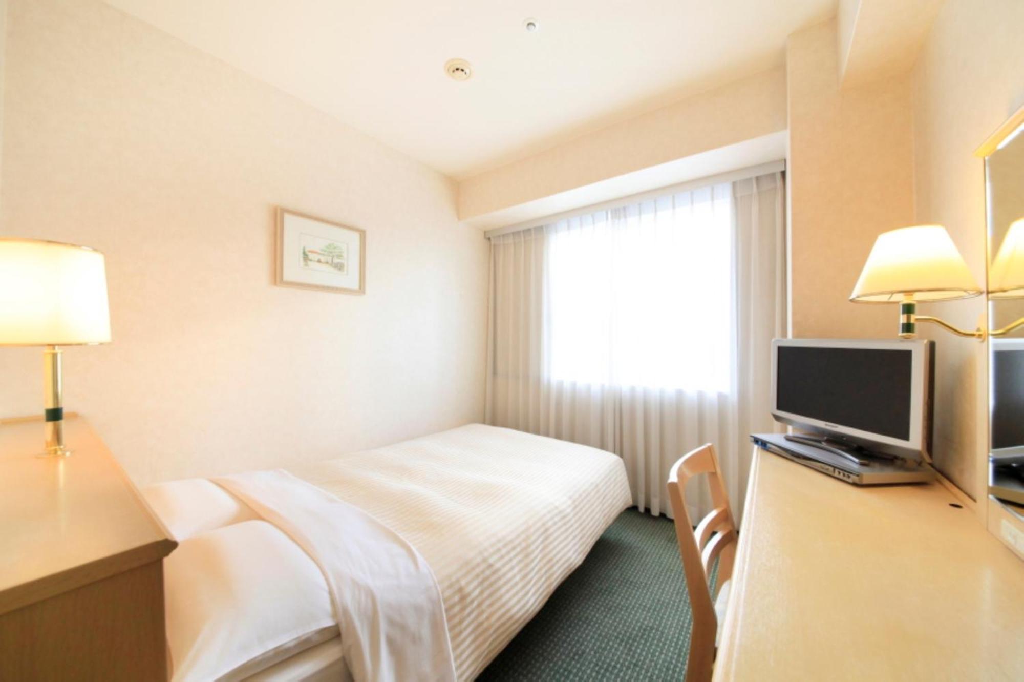 Kofu Washington Hotel Plaza Екстер'єр фото